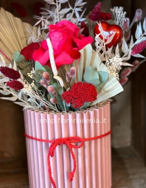 Box di fiori secchi e stabilizzati (1 rosa stabilizzata)